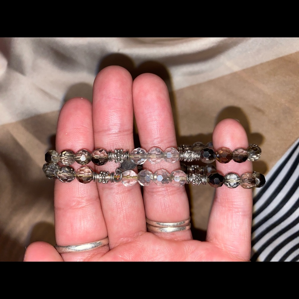 2 Set Matching Bracelets - Picture 3 of 4